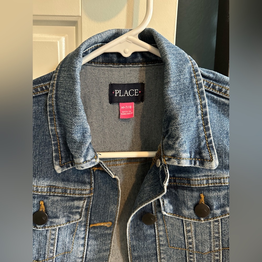 Girls 7/8 Children’s Place Jean Jacket - LIKE NEW! - Picture 2 of 9